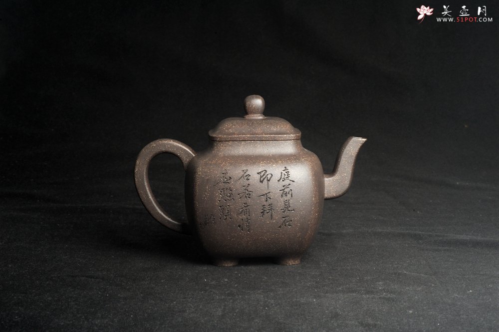 紫砂壶图片：实力派张海艳 全手工油润老青灰段泥重器鸣远四方 气势磅礴 用心之作 装饰拜石图特文气 - 美壶网