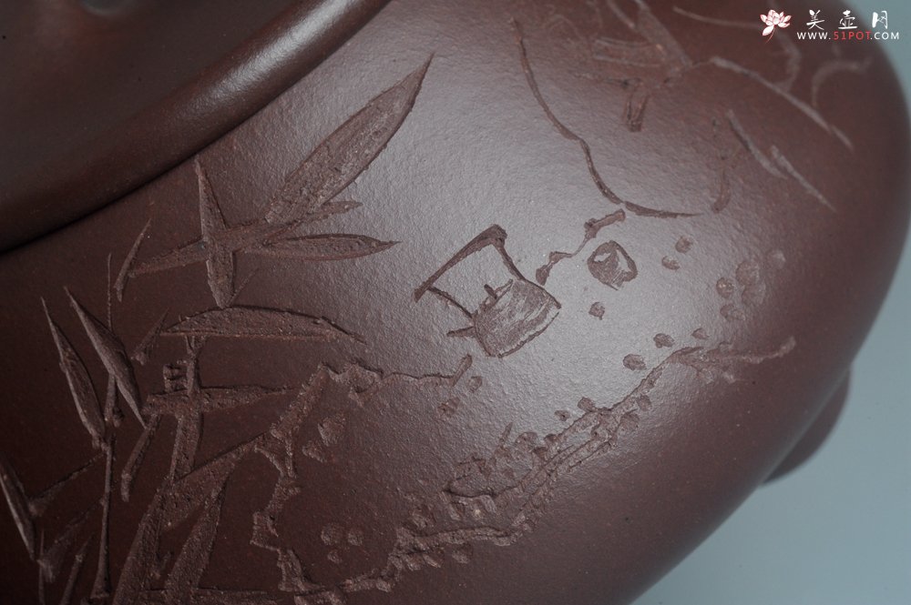 紫砂壶图片：实力派工艺师周斌 优质底槽青全手工精工满瓢壶 陶兴双刀装饰 特文气 玉壶写新竹 烹泉试乳茶 - 美壶网