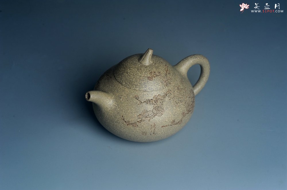 紫砂壶图片：实力派工艺师周斌 极品芝麻段泥 全手工茄瓜壶 装饰墨梅特文气 - 美壶网