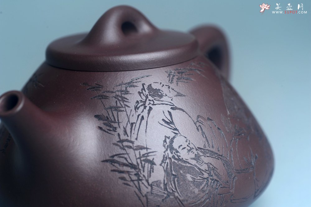 紫砂壶图片：实力派工艺师周斌优质底槽清全手工精工子冶石瓢 装饰竹林七贤 特文气 - 美壶网