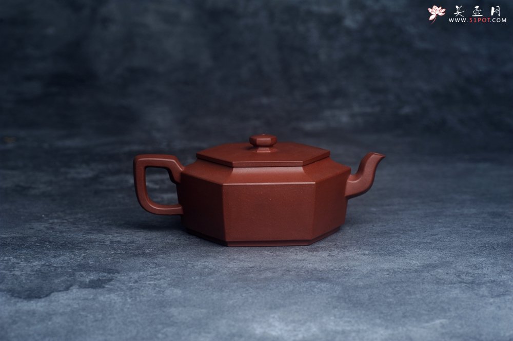 紫砂壶图片：美壶特惠 潜力股凌晨老师 精致全手工中槽清六方云台壶 - 美壶网