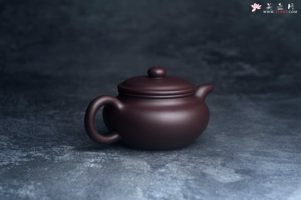 紫砂壶图片：潜力股王老师 美壶特惠 老紫泥全手工大亨仿古壶 - 美壶网