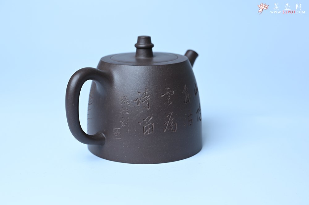 紫砂壶图片：美壶特惠 老紫泥精致山水汉铎壶 茶人醉爱 - 美壶网