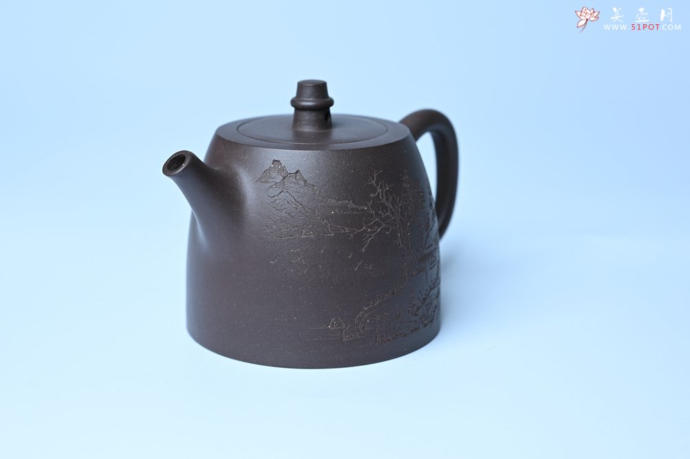 紫砂壶图片：美壶特惠 老紫泥精致山水汉铎壶 茶人醉爱 - 美壶网