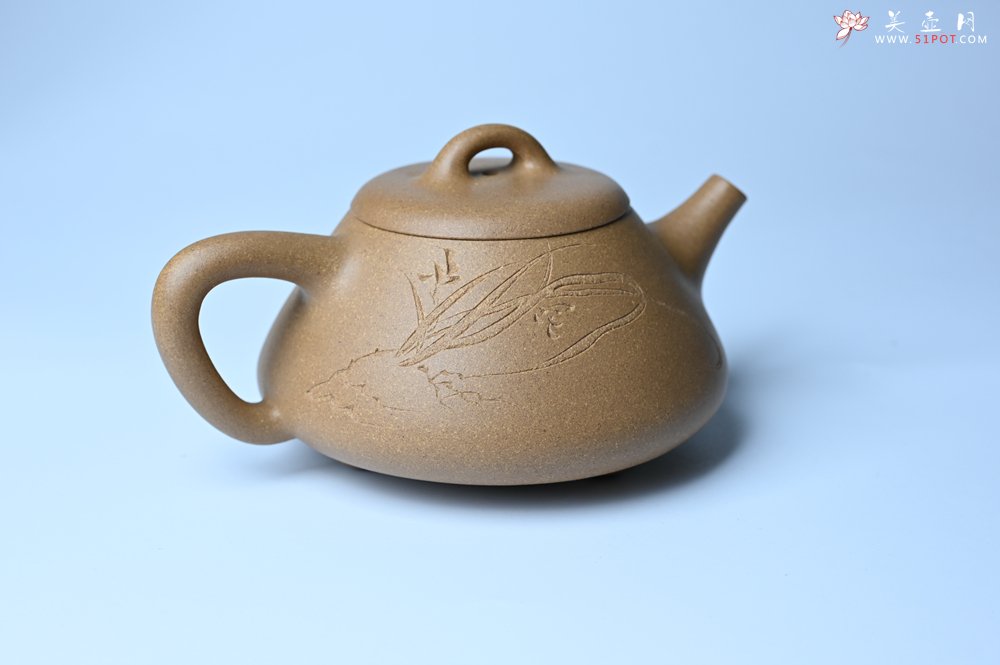 紫砂壶图片：油润老段泥(此泥料属于家藏老料！油润无比，识者自知！)全手工曼生石瓢 陶兴精心装饰 - 美壶网