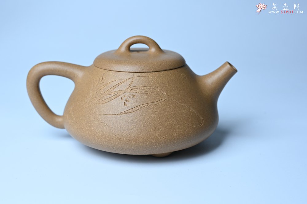 紫砂壶图片：油润老段泥(此泥料属于家藏老料！油润无比，识者自知！)全手工曼生石瓢 陶兴精心装饰 - 美壶网