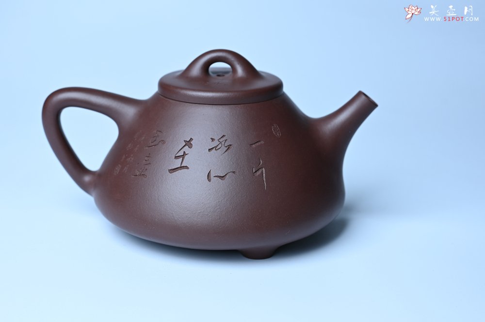 紫砂壶图片：潜力股周小培 特好全手工底槽清子冶石瓢 助工装饰 一片冰心在玉壶 特文气 - 美壶网