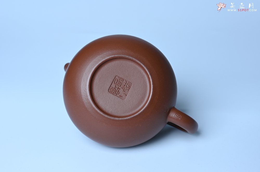 紫砂壶图片：潜力股周小培老师 优质清水泥 全手工容天壶 好壶期待与您结缘 - 美壶网