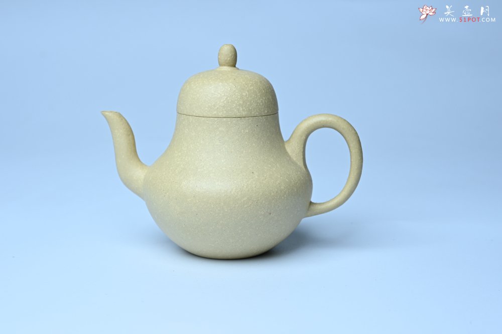 紫砂壶图片：美壶特惠 纯净本绿梨形壶 茶人醉爱 - 美壶网