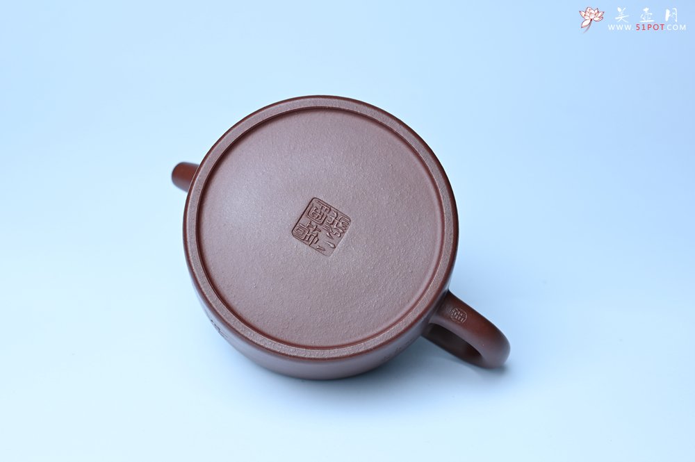 紫砂壶图片：油润黄龙山4号深井红皮龙 全手工德中壶 做工特好 装饰清供图 特文气 - 美壶网