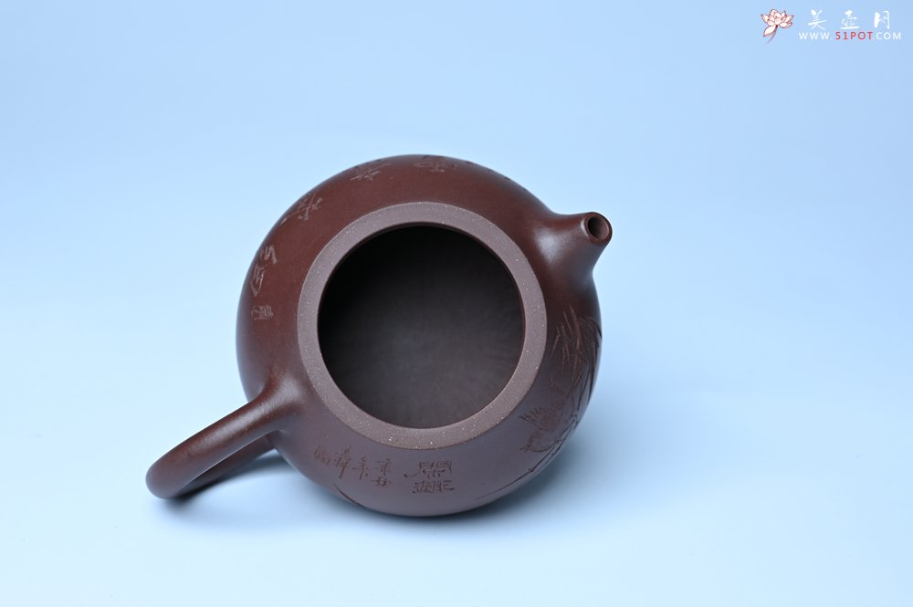 紫砂壶图片：油润底曹青 全手工文旦茶壶 细写茶经煮香雪 闲趣图 特文气 期待与亲结缘 - 美壶网