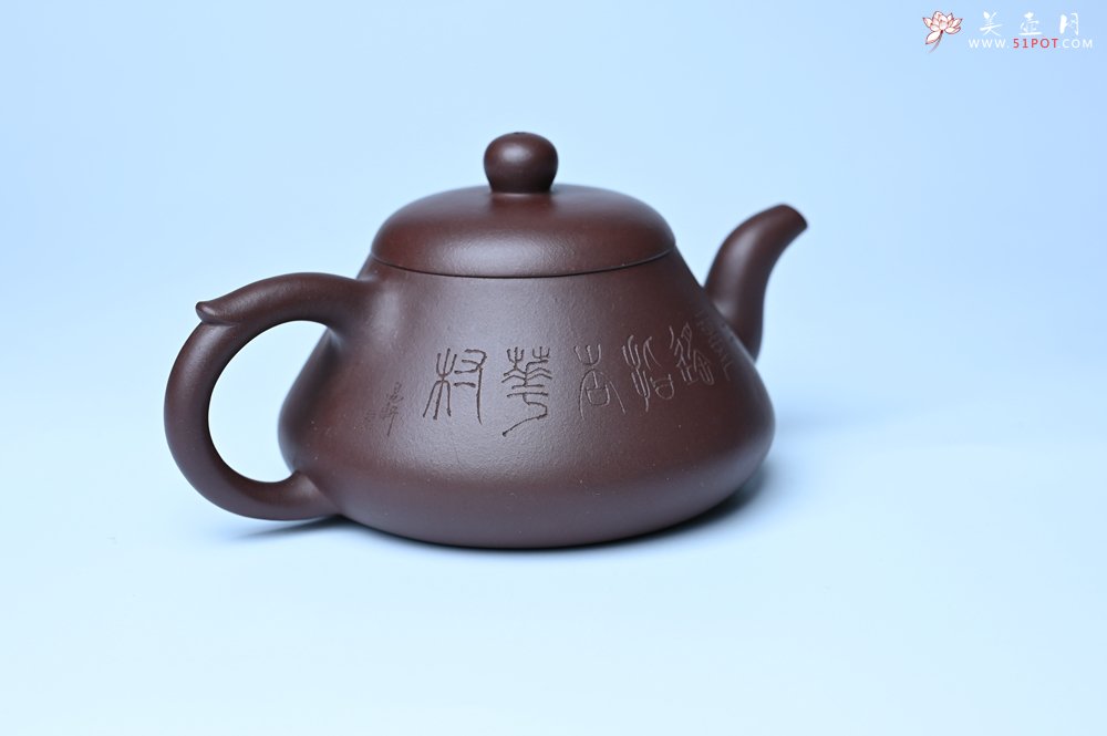 紫砂壶图片：潜力股周小培老师全手工底槽青缘德壶（借问酒家何处有）牧童遥指杏花村 期待与您结缘 - 美壶网