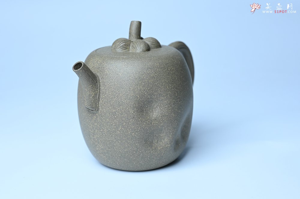 紫砂壶图片：美壶特惠 精致薄胎青段泥瓜菱壶 质量仅84g 茶人醉爱 - 美壶网