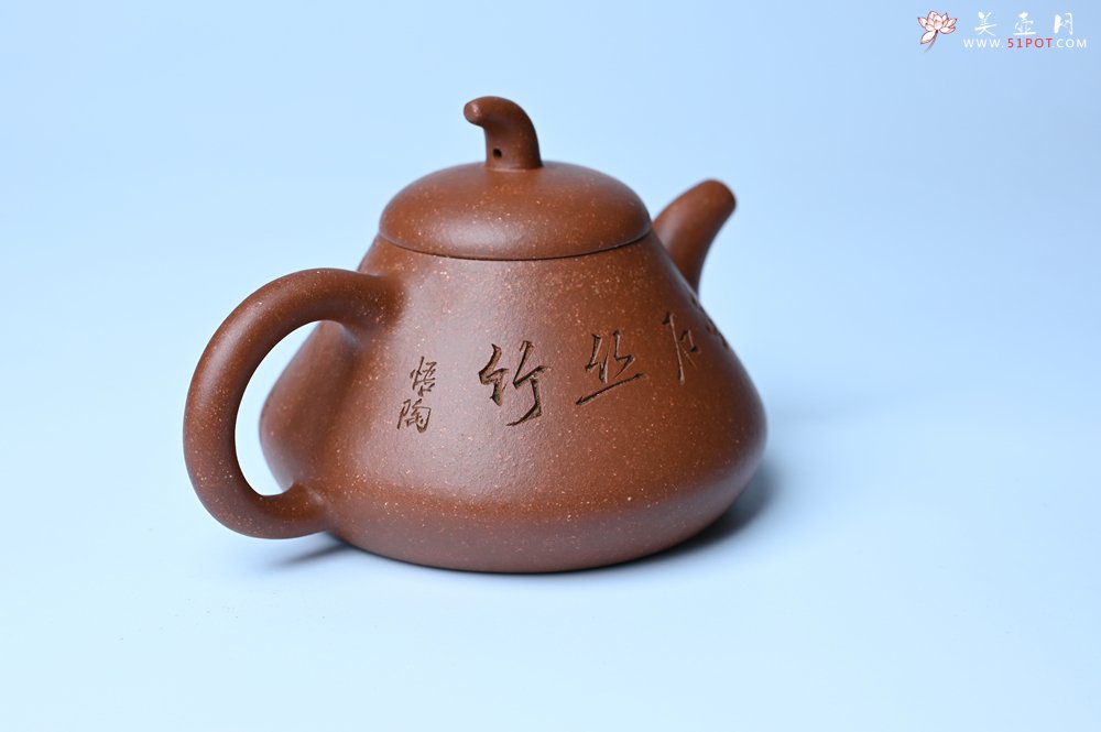 紫砂壶图片：美壶特惠 潜力股王老师 全手工拍打成型茄瓢壶 装饰居不可无竹 特文气 - 美壶网