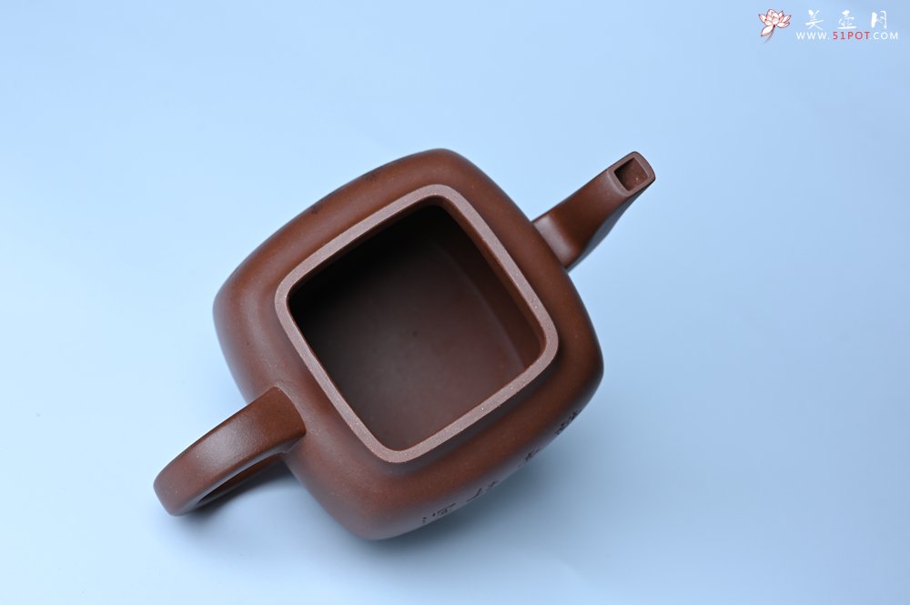 紫砂壶图片：实力派张海艳全手工油润底曹青重器鸣远四方 气势磅礴 用心之作 装饰人物特文气 - 美壶网