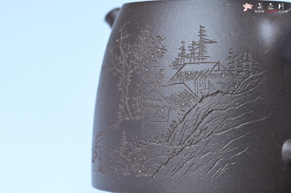 紫砂壶图片：美壶特惠 老紫泥精致山水汉铎壶 茶人醉爱 - 美壶网