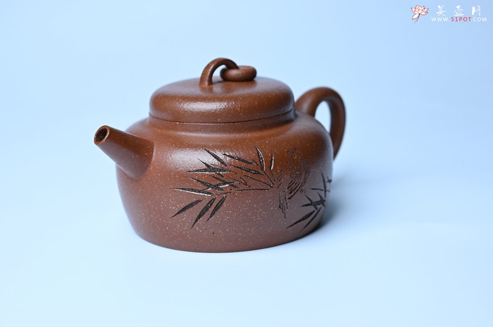 紫砂壶图片：美壶特惠 养过油润降坡泥圈钮德中壶 茶人醉爱 - 美壶网