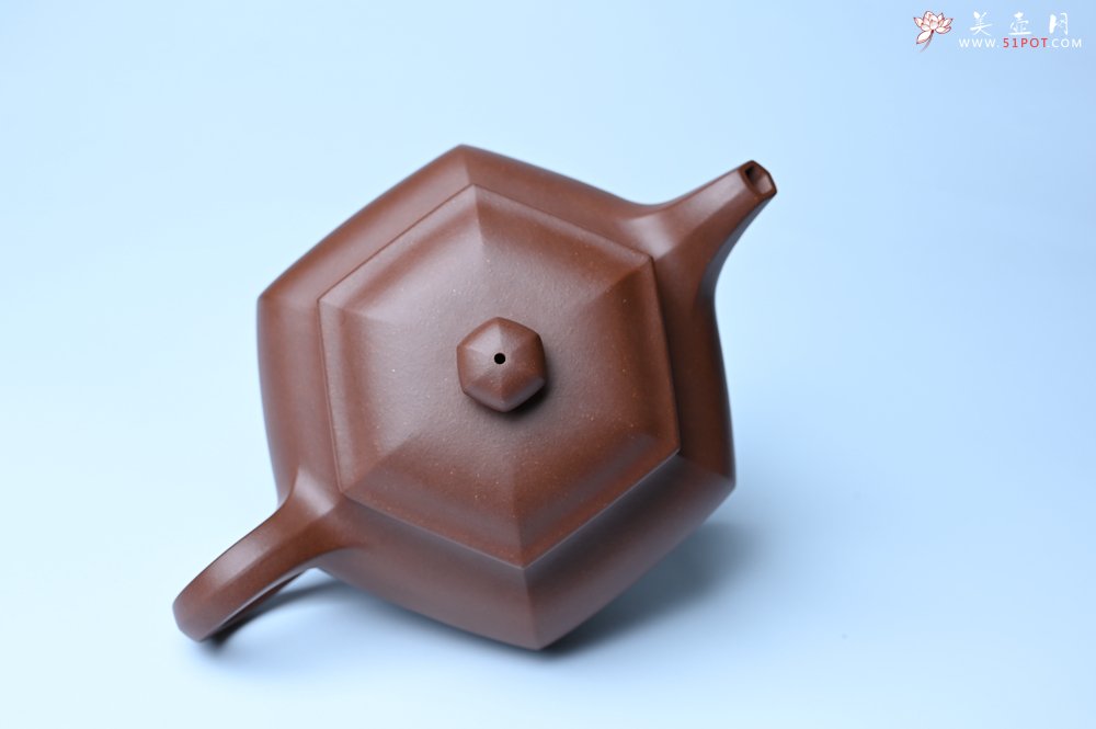 紫砂壶图片：实力派张海艳全手工精工六方仿古壶 气势磅礴 线面挺括平正 - 美壶网