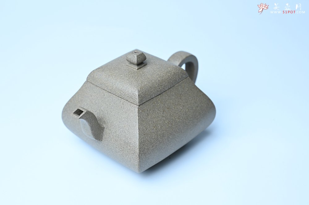 紫砂壶图片：美壶中秋国庆特惠 精工老段泥四方君德公道壶 独孔 茶人醉爱 - 美壶网