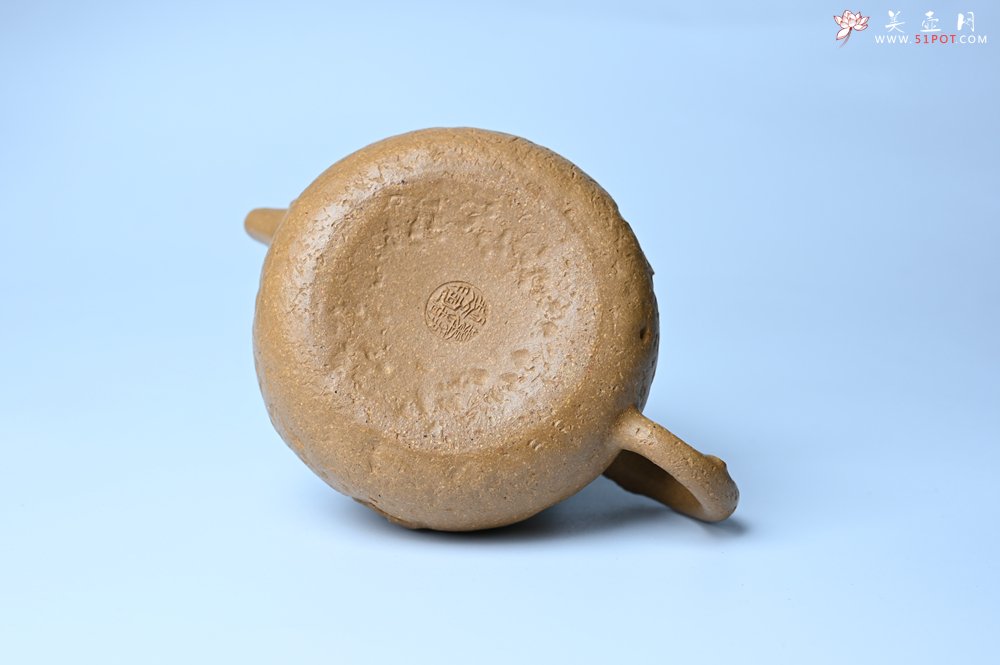 紫砂壶图片：美壶特惠 特好老段泥全手工供春壶 茶人醉爱 - 美壶网