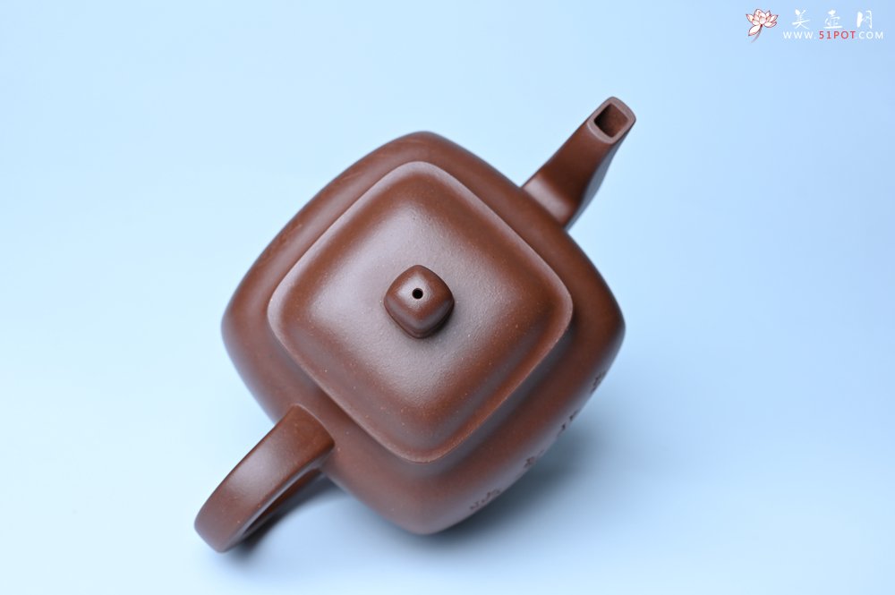 紫砂壶图片：实力派张海艳全手工油润底曹青重器鸣远四方 气势磅礴 用心之作 装饰人物特文气 - 美壶网