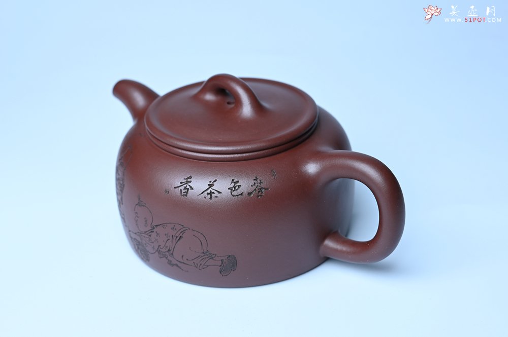紫砂壶图片：潜力股周小培老师 4号井深井红皮龙 全手工过桥井栏壶 装饰人物特文气 - 美壶网