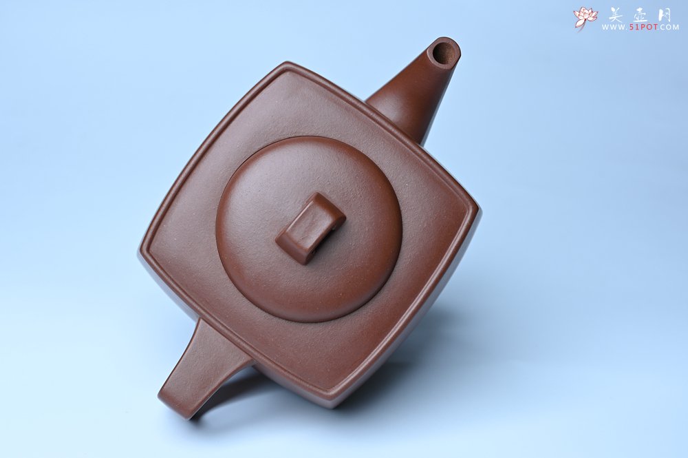 紫砂壶图片：实力派张海艳全手工精工砂四方壶 做工一流 - 美壶网