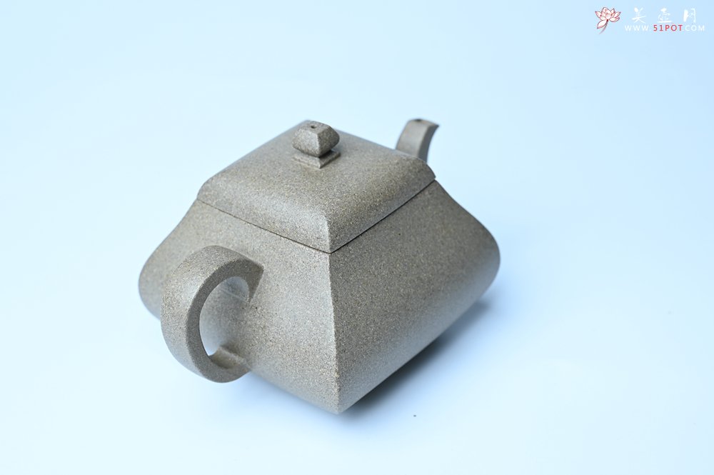 紫砂壶图片：美壶中秋国庆特惠 精工老段泥四方君德公道壶 独孔 茶人醉爱 - 美壶网