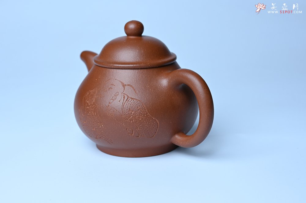 紫砂壶图片：美壶特惠 王老师 全手工红降坡泥潘壶 国助工 易轩 范小君徒杨志超老师刻绘 装饰小富贵特文气 - 美壶网