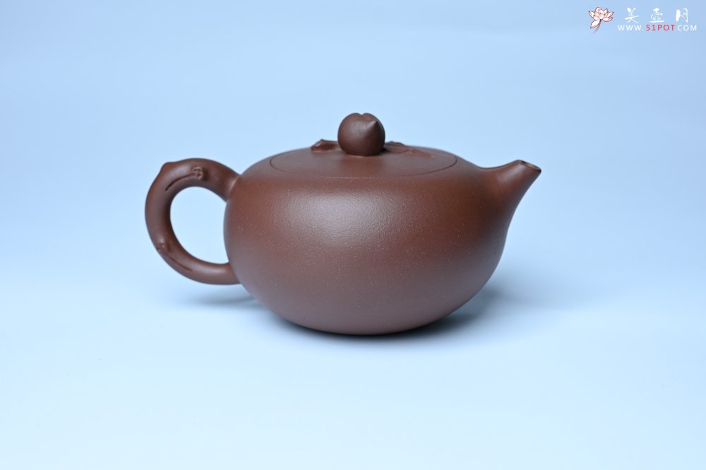 紫砂壶图片：美壶特惠 1993年国工杨军保精致特好紫泥蟠桃壶 - 美壶网