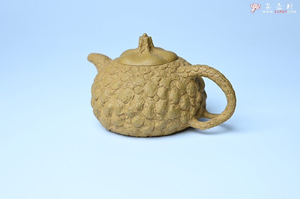 紫砂壶图片：美壶特惠 全手工黄段供春 肌理有老树瘿的感觉 灰常赞 - 美壶网
