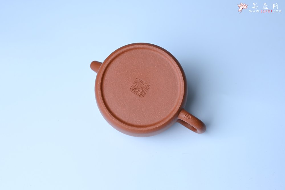 紫砂壶图片：美壶特惠 精致特好黄龙山宝山矿区红降坡泥德中壶 - 美壶网