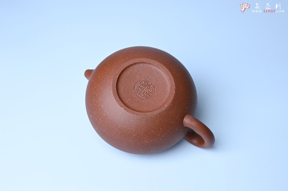 紫砂壶图片：美壶特惠 精致特好共生紫砂矿扁古壶 矿物质丰富 茶人醉爱 - 美壶网