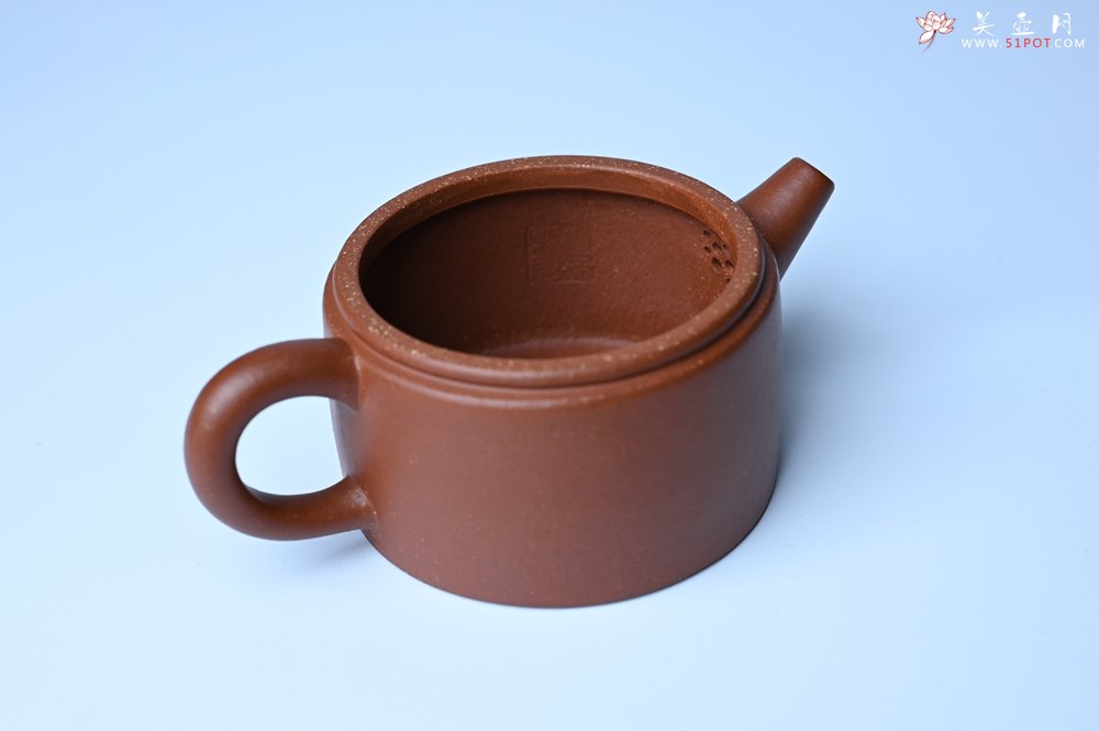 紫砂壶图片：潜力股周小培全手工演绎特好降坡泥汉瓦壶 大口盖 - 美壶网
