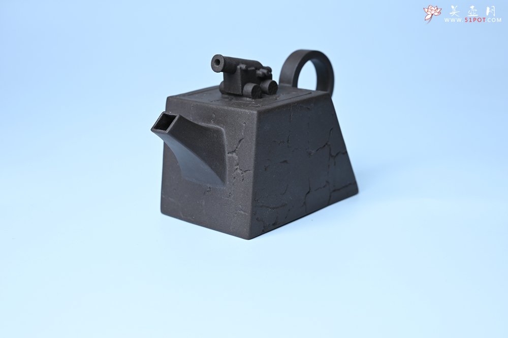 紫砂壶图片：美壶特惠 优质紫泥还原烧威震四方壶 - 美壶网