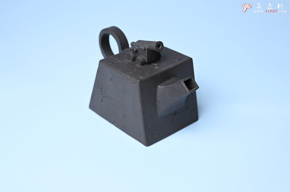 紫砂壶图片：美壶特惠 优质紫泥还原烧威震四方壶 - 美壶网