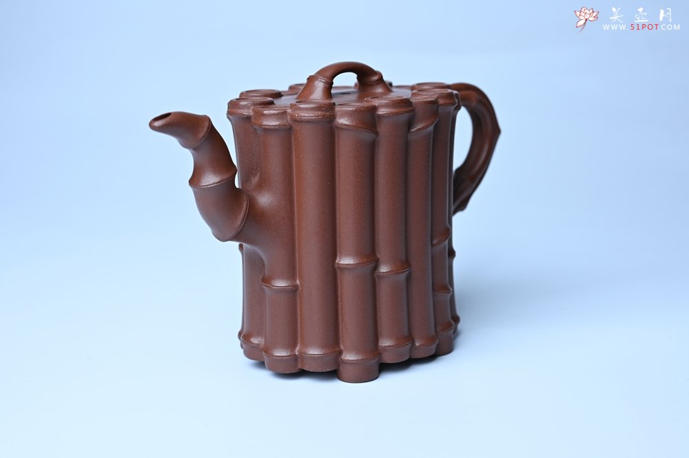 紫砂壶图片：实力派工艺师周斌精工底槽清十六竹壶 - 美壶网