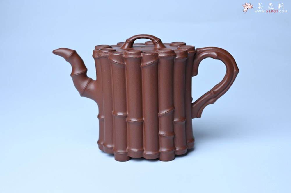 紫砂壶图片：实力派工艺师周斌精工底槽清十六竹壶 - 美壶网