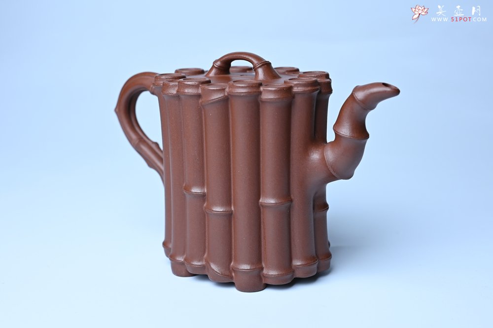 紫砂壶图片：实力派工艺师周斌精工底槽清十六竹壶 - 美壶网