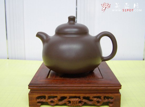 紫砂壶图片：三足乳鼎 - 美壶网