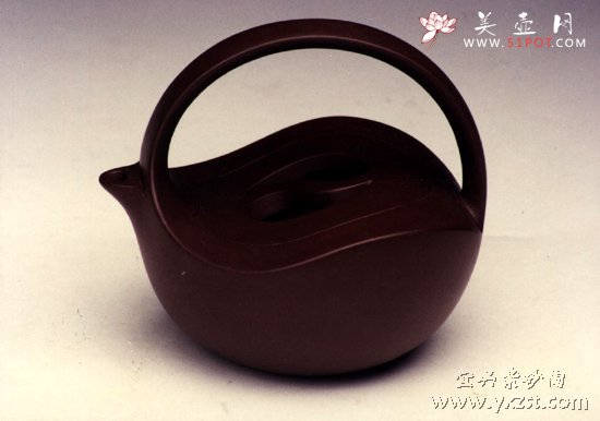 紫砂壶图片：太极提梁壶 - 美壶网
