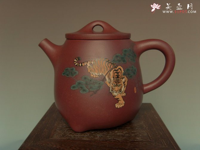 紫砂壶图片：雄视 - 美壶网