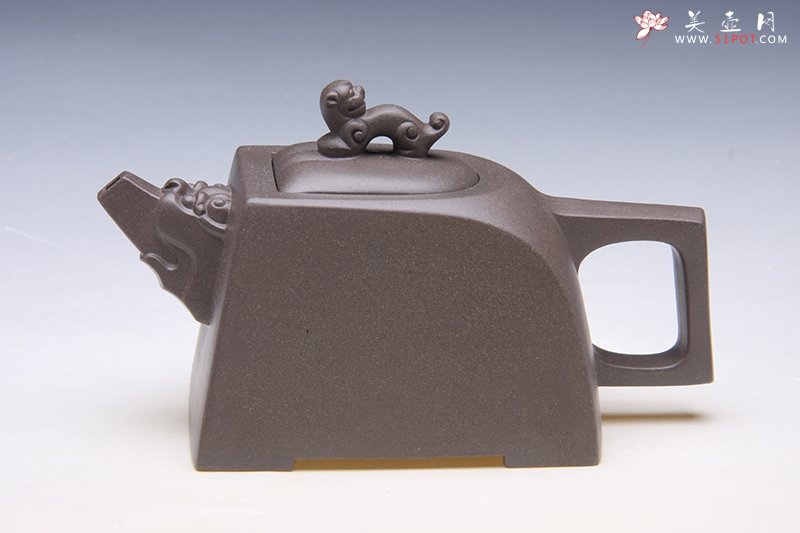 紫砂壶图片：卧虎 - 美壶网