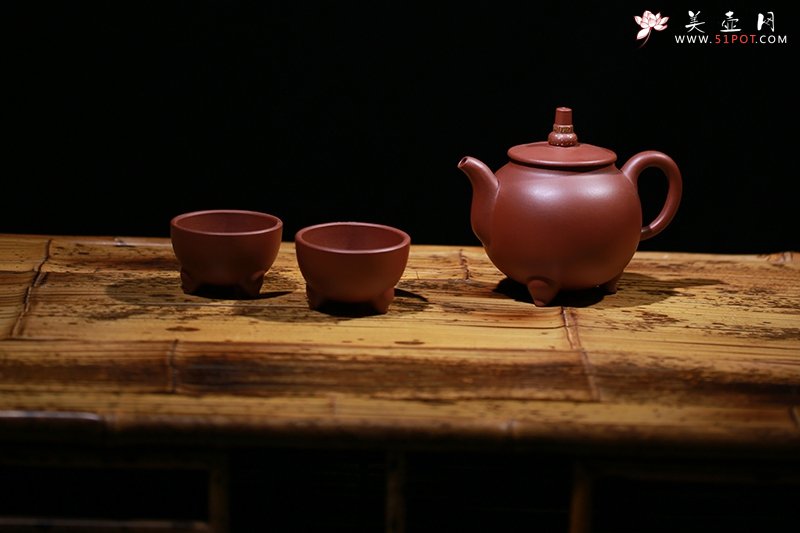 紫砂壶图片：顶天立地茶具 - 美壶网