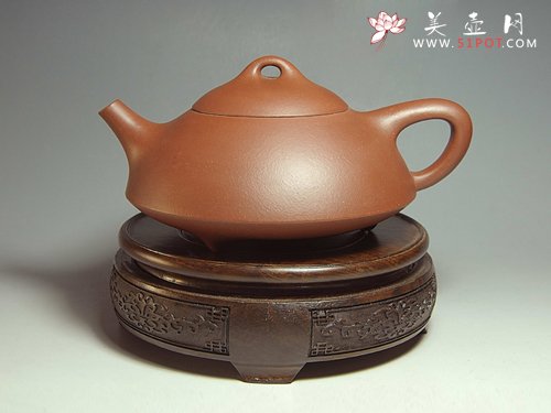 紫砂壶图片：三足金鼎 - 美壶网