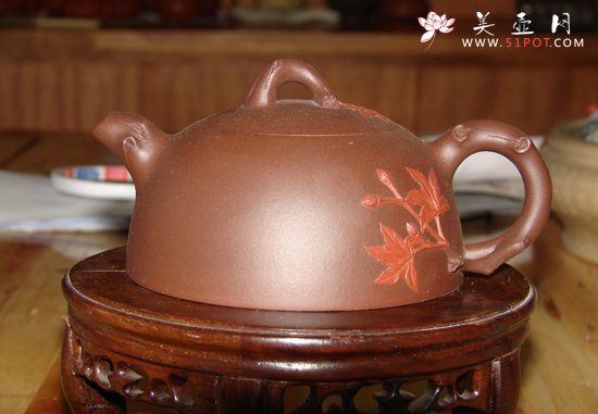 紫砂壶图片：半月枫叶 - 美壶网