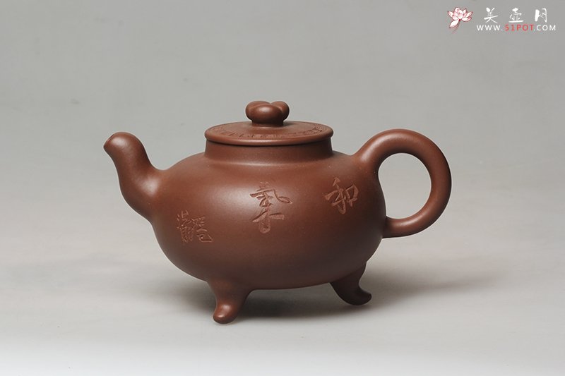 紫砂壶图片：回纹三足 - 美壶网