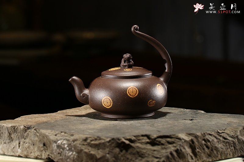 紫砂壶图片：灵猴献瑞 - 美壶网