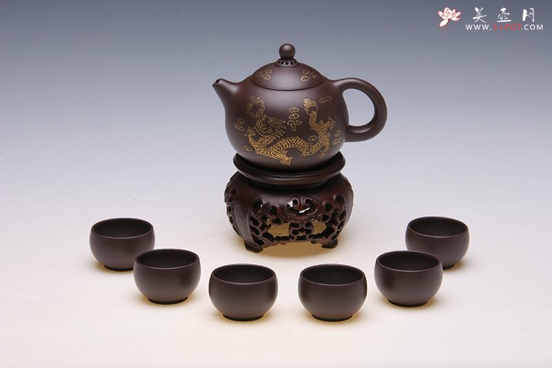 紫砂壶图片：祥龙戏珠套具 - 美壶网