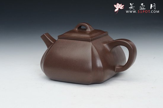 紫砂壶图片：四方抽角 (2) - 美壶网